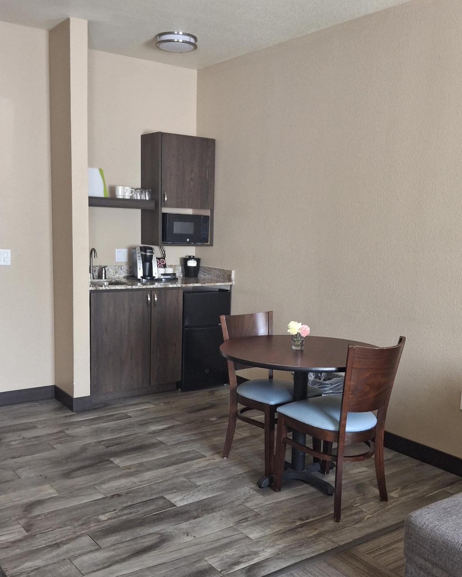 Island Suites Lake Havasu City Exterior foto